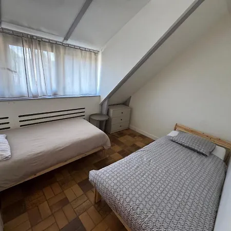 Apartman 20min & 10 Guests & Pool Option